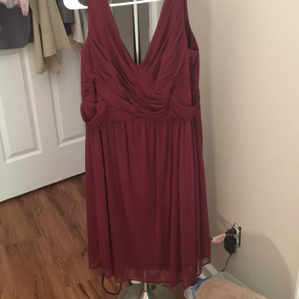 David’s BRIDAL COCKTAIL BRIDESMAID DRESS 18 w cowl on Back color not listed